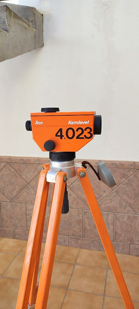 Nivel Óptico manual