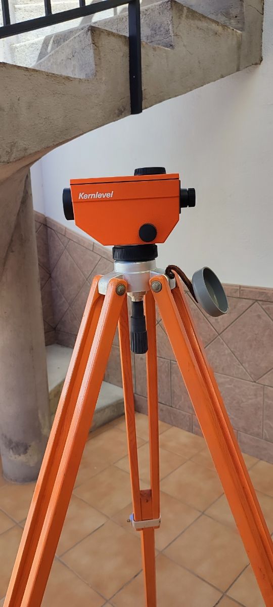 Nivel Óptico manual