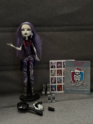 Muñeca Monster High Spectra Vondergeist