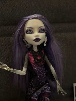 Muñeca Monster High Spectra Vondergeist