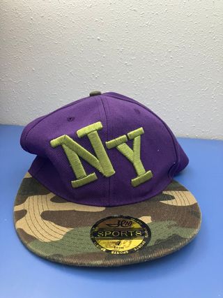 Gorra NY Morada Camuflaje