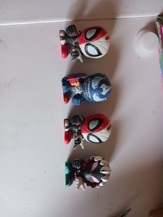 MARVEL set 4 pezzi