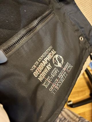 Abrigo Geographical Norway Negro
