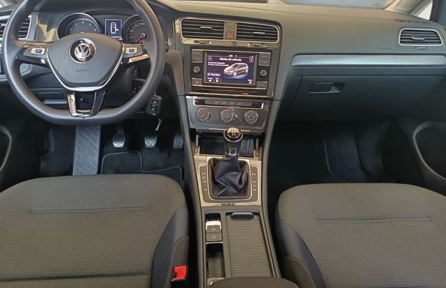 Volkswagen Golf Muy pocos km 