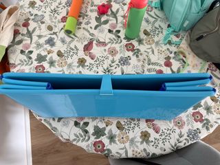 Bañera Stokke plegable y dos jarras ducha regalo