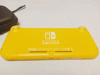 Nintendo Switch Lite Amarillo