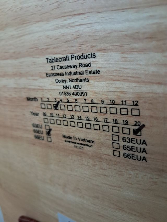 Silla de madera para bebé