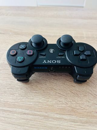 2 Mandos Sony PlayStation.
SIXAXIS 
DUALSHOCK 3 