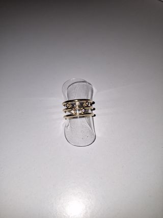 Anillo Dorado Ajustable con Circonitas