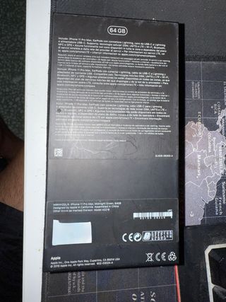 Caja iPhone 11 Pro Max Verde Noche