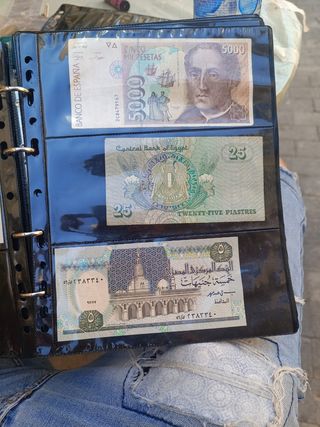 Banconote straniere: Arabia Saudita, Francia, Slov