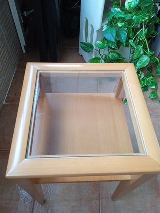 Mesita auxiliar madera y cristal