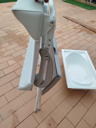 Cambiador y bañera para bebé