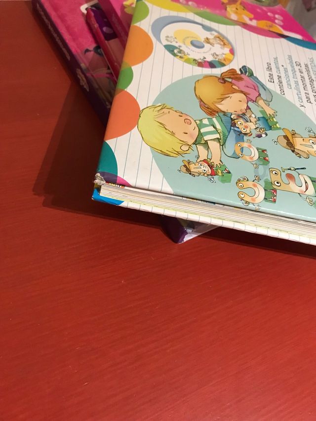 MI PRIMER BUSCA Y ENCUENTRA VAMPIRINA M1LF