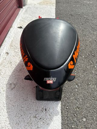 Carenado Trasero Aprilia RS, Carenado delantero...