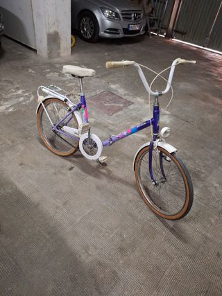 Bicicleta Orbea Papillon Morada