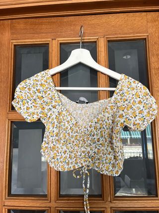 Camiseta floral Bershka