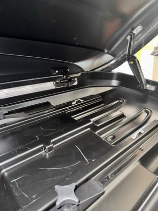 Cofre portaequipajes y baca