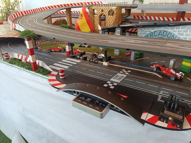 Maqueta Scalextric Carrera Digital