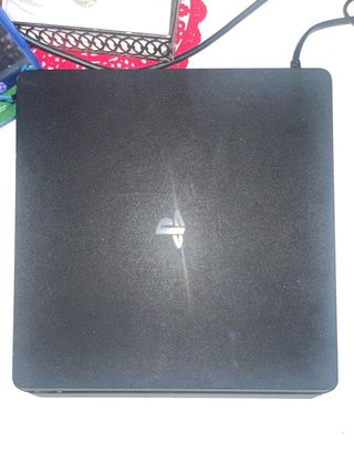 PlayStation 4 Slim