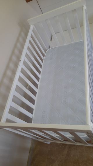 Cuna bebé Micuna blanca