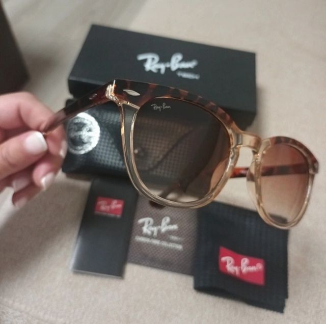 Gafas de sol Ray-Ban Marrones nuevas 