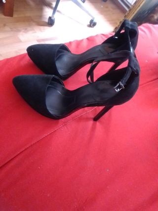 Tacones Stradivarius Negros
