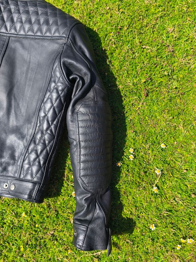 Chaqueta de cuero para moto