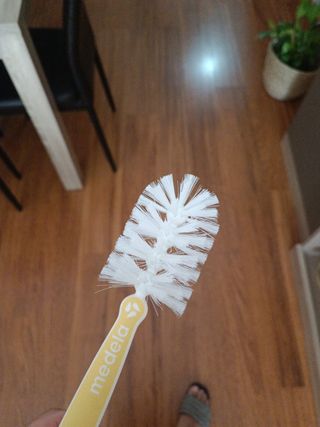 Limpia biberones Medela