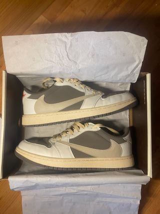 Nike Jordan 1 Low Travis Scott