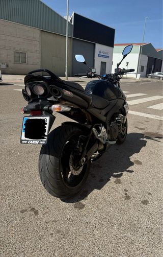 Suzuki GSR