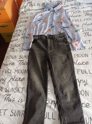 Camisa Zara Perros Talla M y pantalón stradivarius