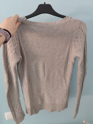 Jersey Stradivarius Gris mujer
Equivale a talla s