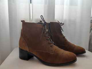 Botines de piel marrones