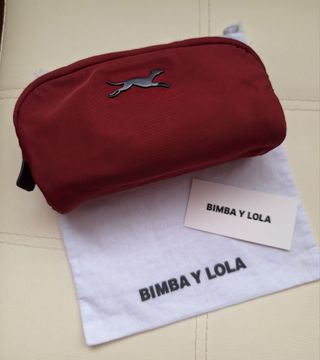Neceser Bimba y Lola Rojo