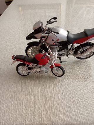 Moto BMW R1150GS a escala