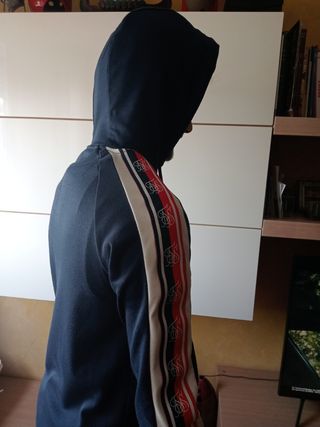 Sudadera SikSilk Azul con Rayas. Talla XS
