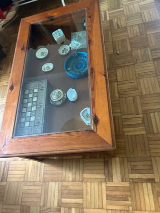 Mesa de centro madera y cristal
1,19por 69
alto 45
