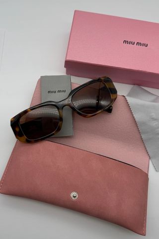 Gafas de sol Miu Miu Tortoise