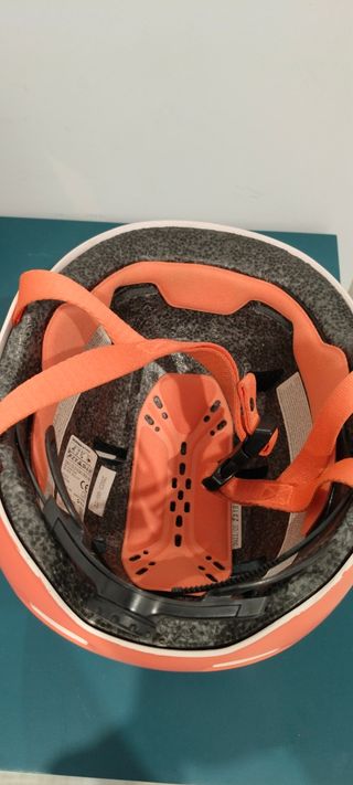 Bicicleta infantil 3-5 años con ruedines + casco.