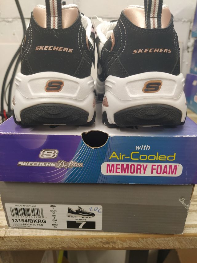 Zapatillas Skechers D'Lites Mujer Negro Blanco