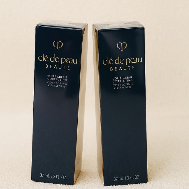 Clé de Peau Beauté Correcting Cream Veil
