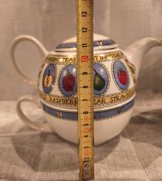 Conjunto Tetera y Taza Porcelana Inglesa