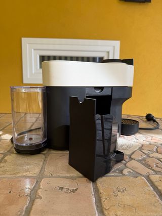 Macchina Caffè Nespresso Vertuo Pop Bianco