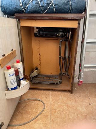 Máquina de coser Singer antigua, de 1884