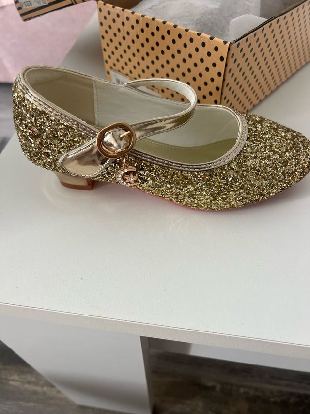 Zapatos de niña dorados con brillos n 34
