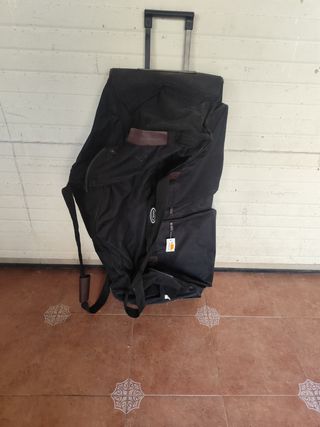 Maleta de viaje con ruedas, negra