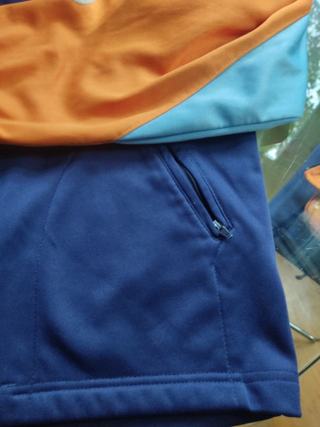 Chaqueta chándal GSD Talla 12,modelo antiguo.