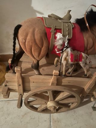 Carretto in legno artigianale con cavalli