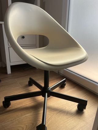Silla de oficina IKEA beige